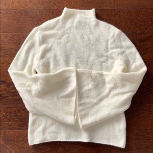 F21 CONTEMPORARY BELL SLEEVED SWEATER